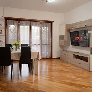 Apartment Leonardo Relax, Fiumicino